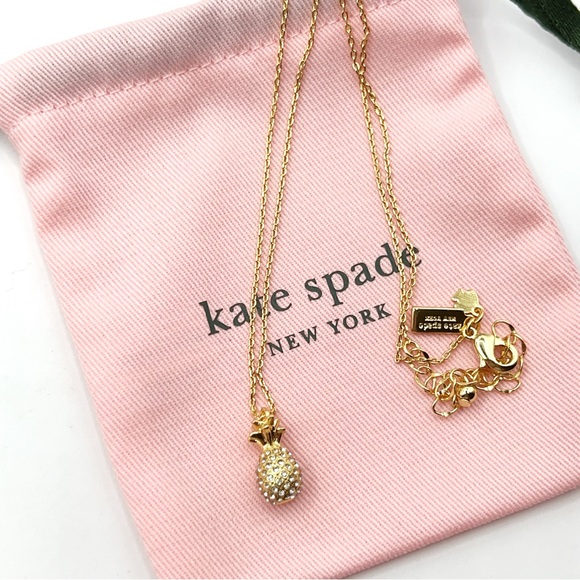 Kate Spade pineapple necklace - Picture 2 of 2